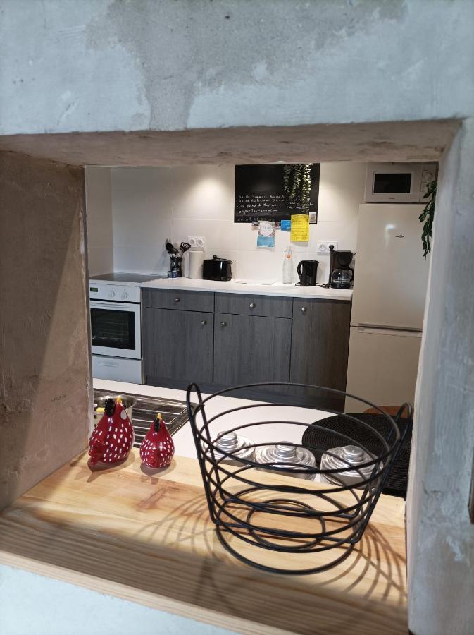 Gite Des Perreyeurs - Maison Troglodyte Avec Vue Sur Loire Montsoreau Eksteriør billede
